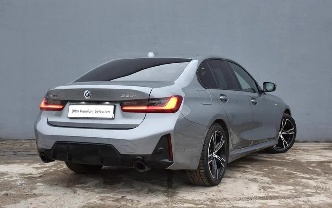 BMW Seria 3 cena 199900 przebieg: 51300, rok produkcji 2022 z Drohiczyn małe 106